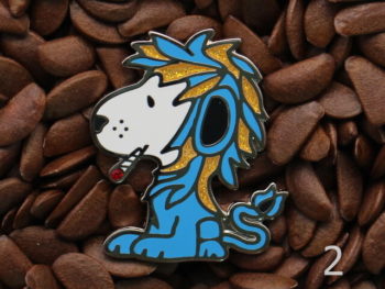 BHO Snoopy Peanuts Pins Smokes Snoop Dogg Lion Pin