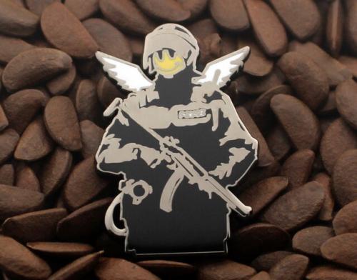 Banksy Graffiti Art Lapel Pins Smiley Angel Copper Pin